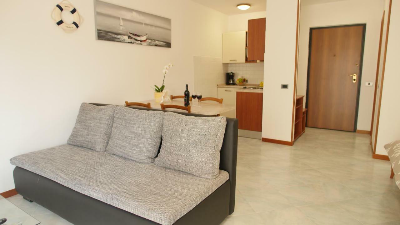 Studio Apartman Erika Ližnjan Εξωτερικό φωτογραφία
